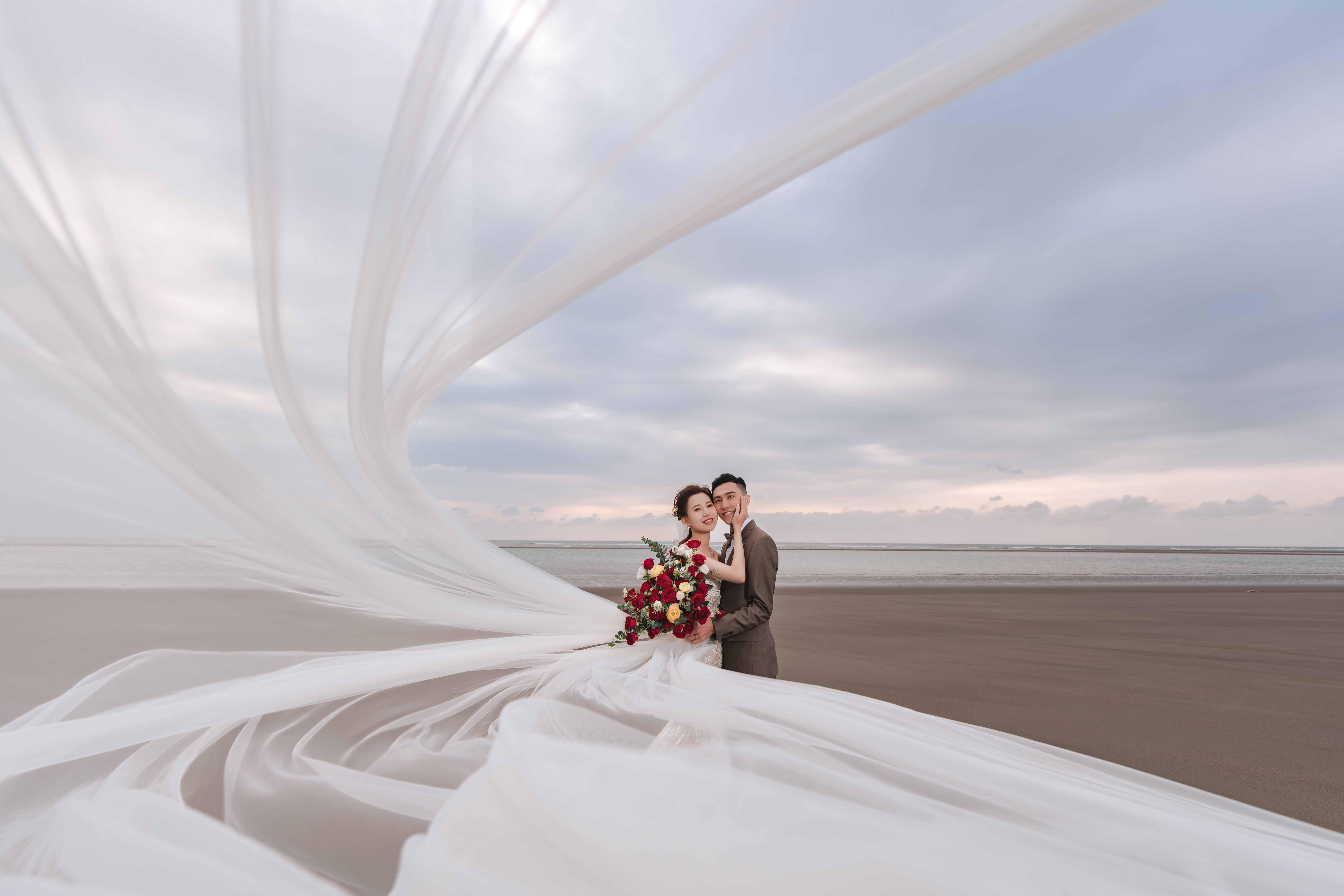 婚紗攝影,桃園拍婚紗,桃園婚紗,桃園新秘,桃園婚禮攝影,桃園租禮服,禮服單租,桃園婚紗包套,桃園同性婚紗,桃園婚紗試穿,桃園伴娘服,桃園租婚紗,桃園古裝婚紗,新娘秘書,桃園新娘妝髮,桃園婚攝,婚紗風格,租婚紗,自助婚紗,婚禮攝影,婚錄,外景婚紗,婚紗景點,室內婚紗